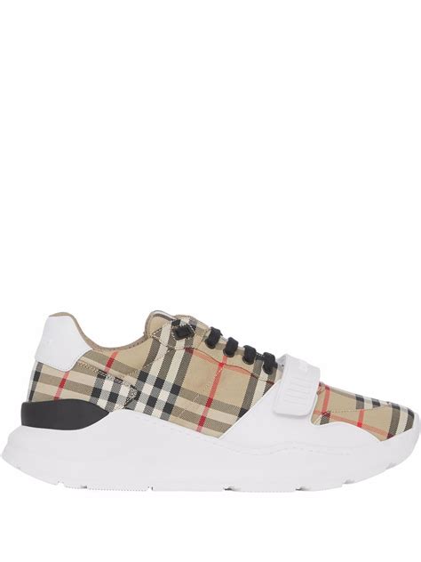 farfetch burberry shoes